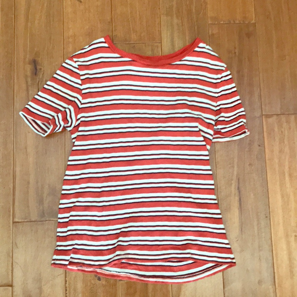 tee from ghanda clothing ! size 10